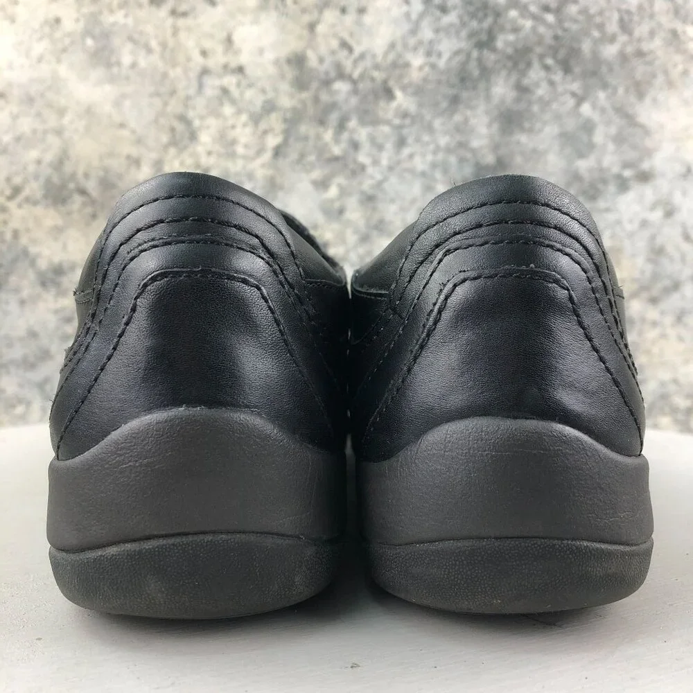 Earth Women's Size 8B Hawk Black Leather Stretch Panel Slip On Casual Shoes